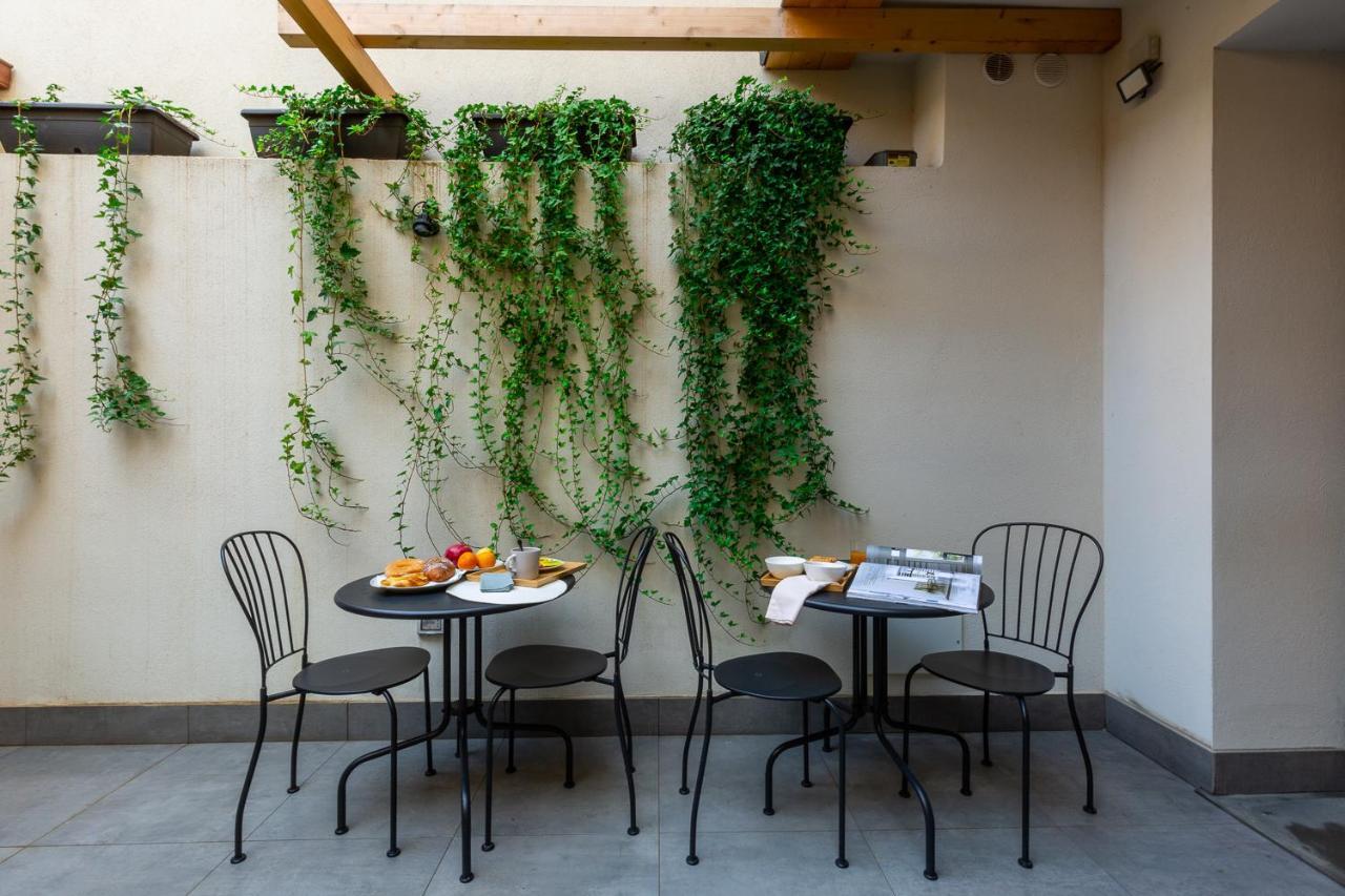 ホテル Casa Lounge Istria カリアリ エクステリア 写真